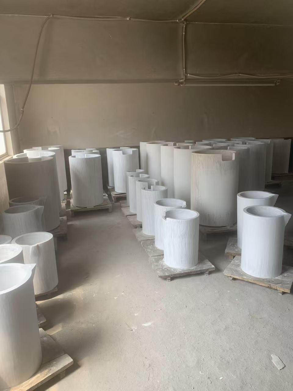 刚玉坩埚