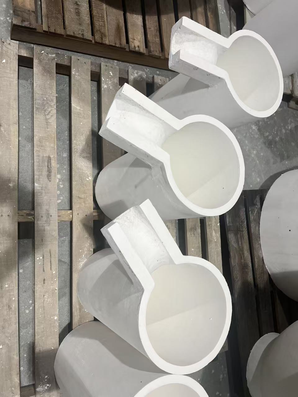 刚玉坩埚